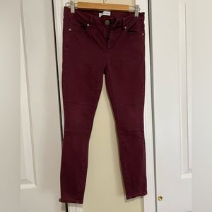 LOFT burgundy leggings with zipper details. Size 25P